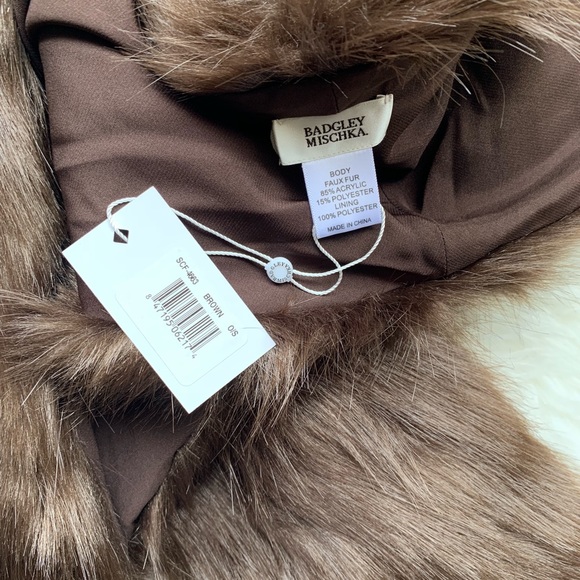 Badgley Mischka Faux Mink Stole Shawl NWT Brown  - Picture 3 of 8